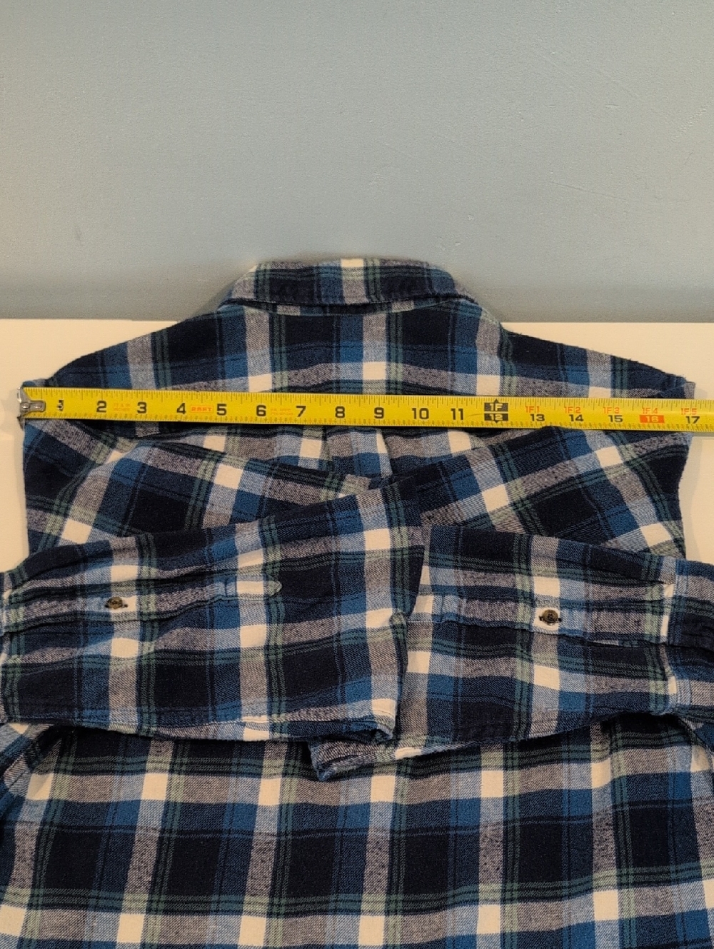 J. Crew Men's Medium Long Sleeve Button Down Plaid Flannel Style #AZ837 - Picture 13 of 13